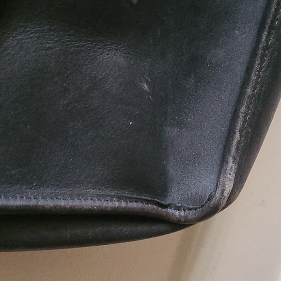 Vintage Coach (5265) Lexington Briefcase Messanger Bag, Leather, *Has Damage* - Picture 6 of 11